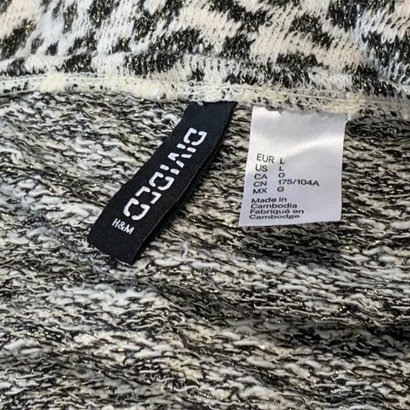 H&M Divided 3/4 Sleeve Animal Print Knit Blouse with Sparkle - Picture 4 of 4